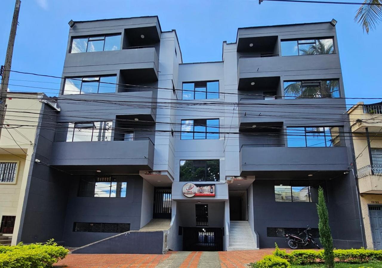 Hotel Ofix Меделин Екстериор снимка