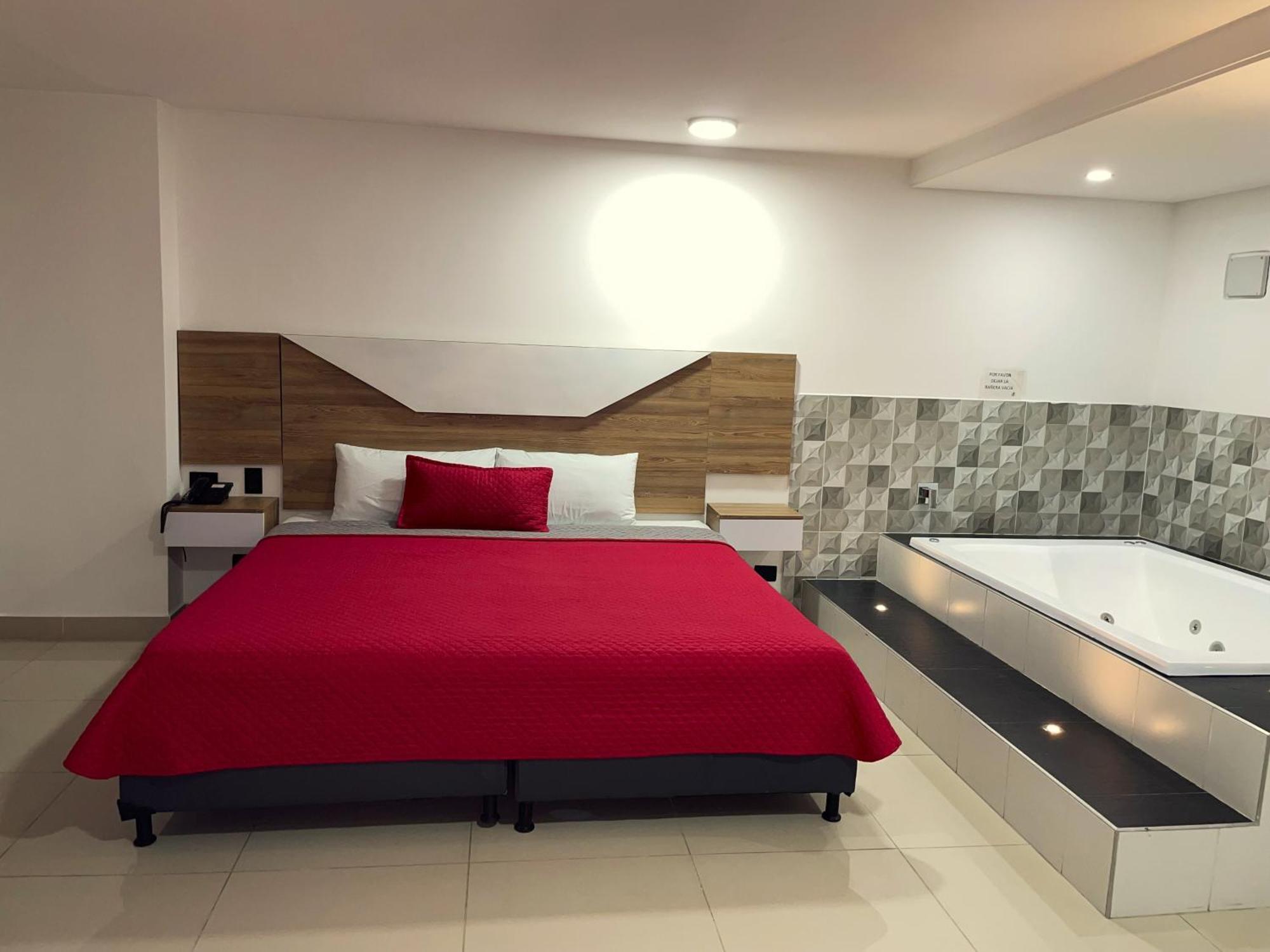 Hotel Ofix Меделин Екстериор снимка