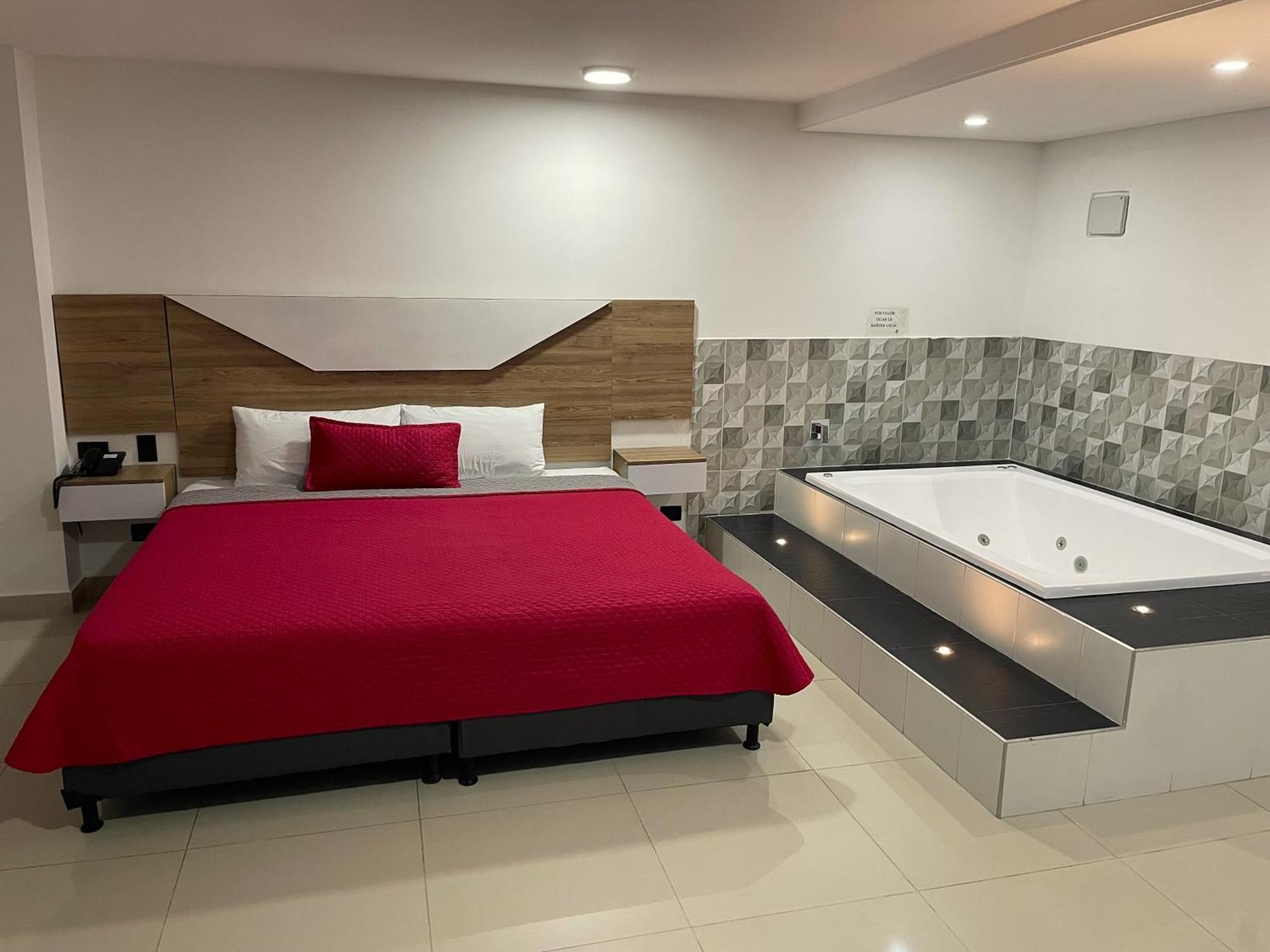 Hotel Ofix Меделин Екстериор снимка