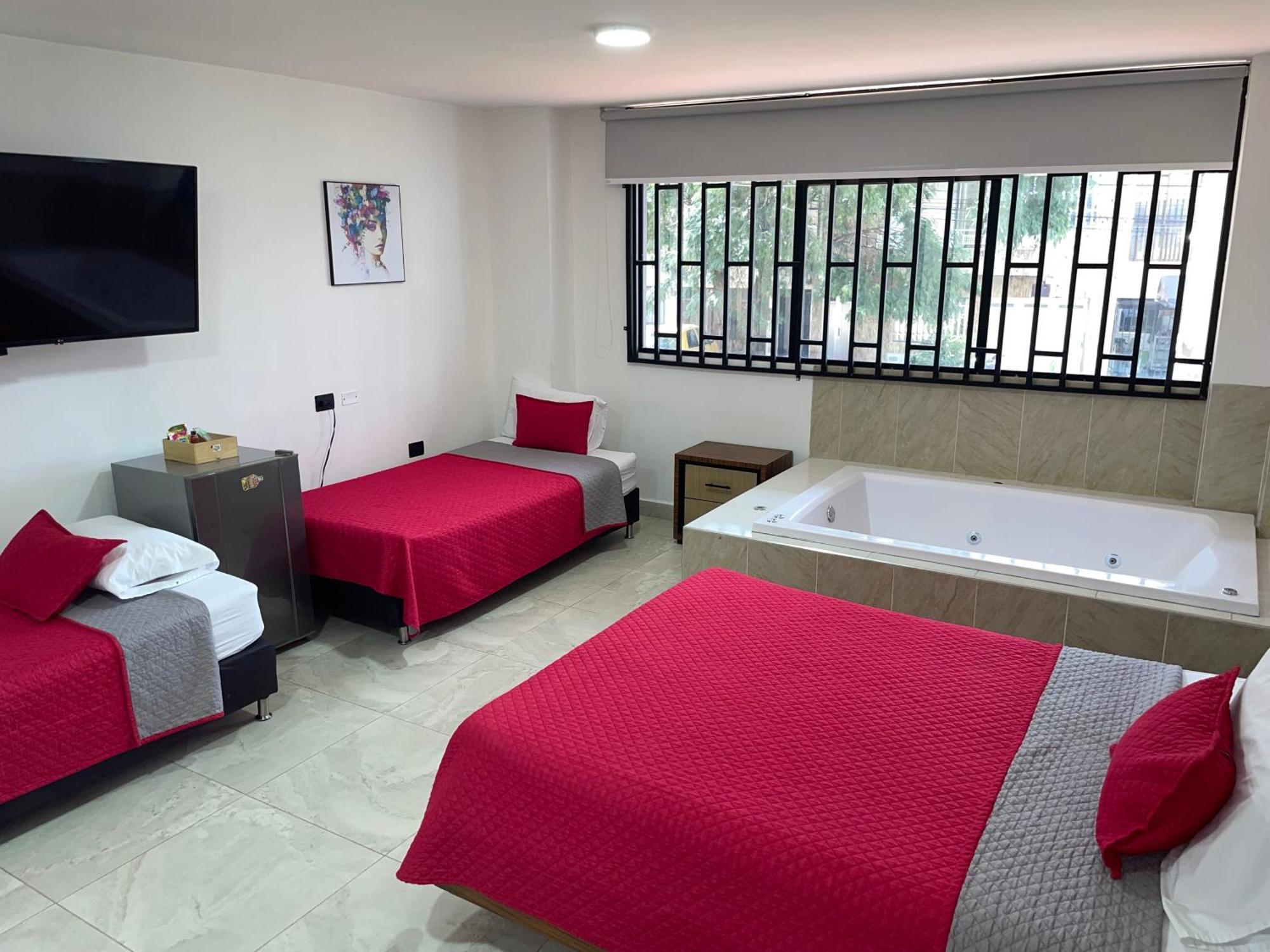 Hotel Ofix Меделин Екстериор снимка