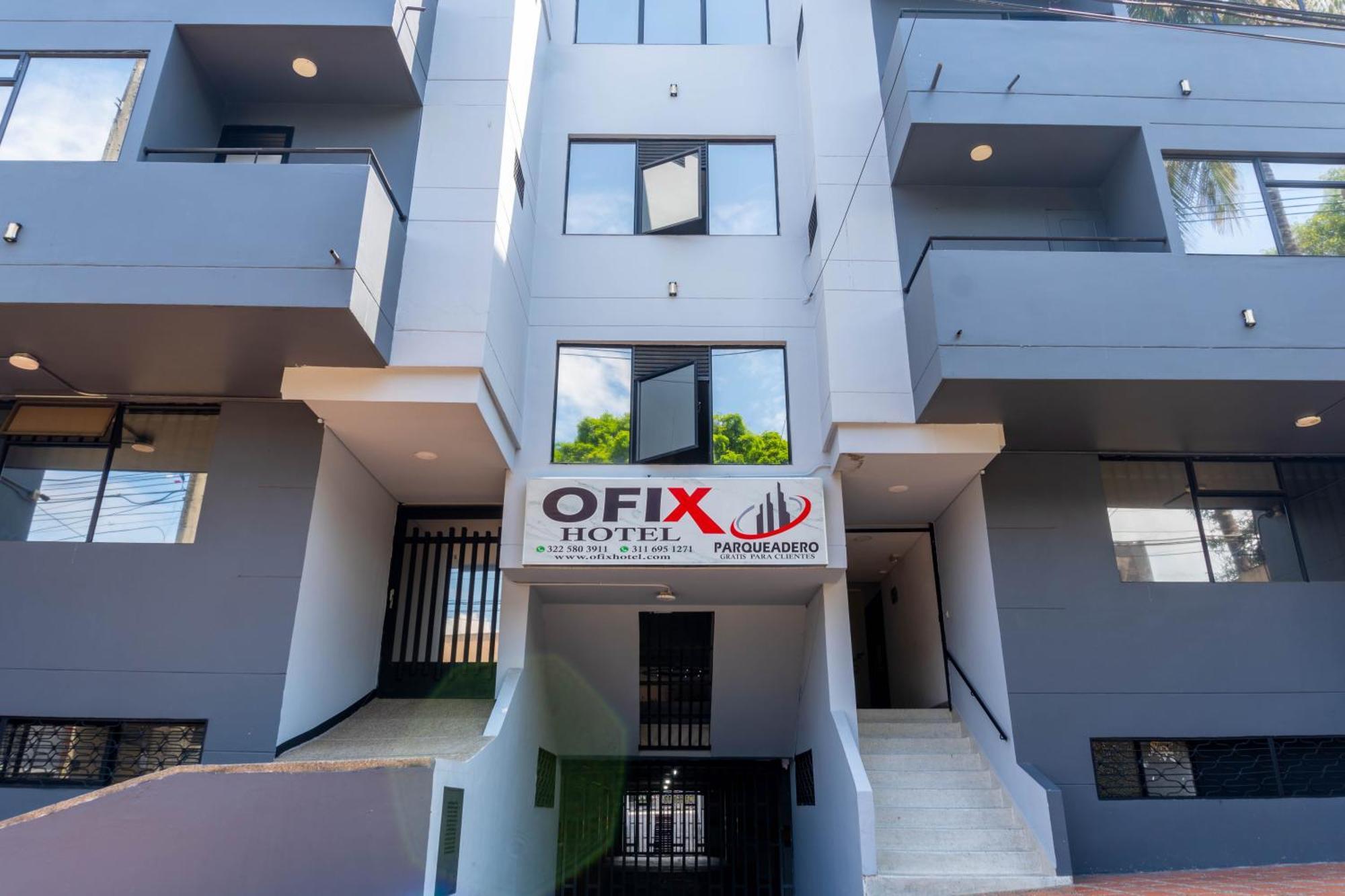 Hotel Ofix Меделин Екстериор снимка